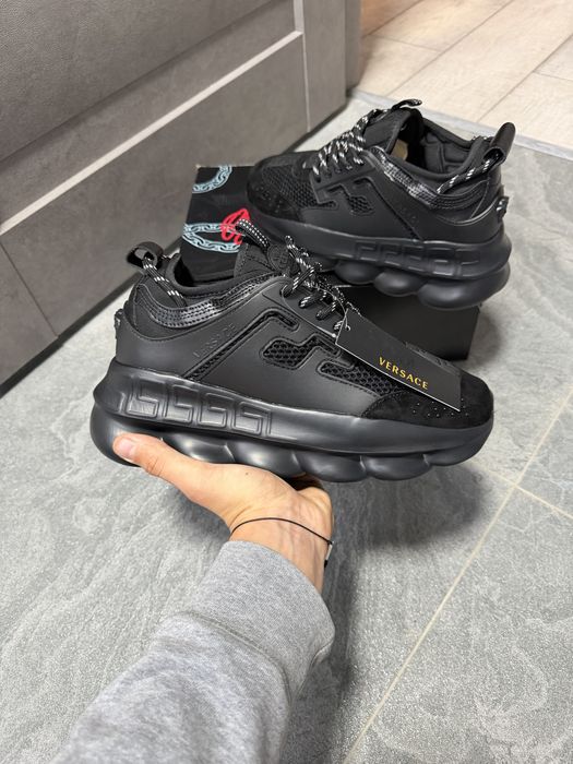 Versace Chain Reaction