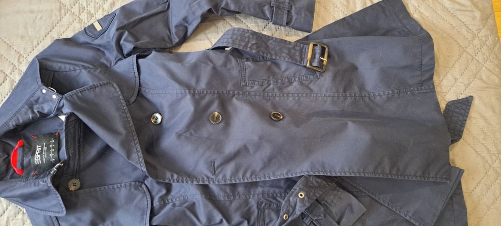 Стилен дамски шлифер ESPRIT