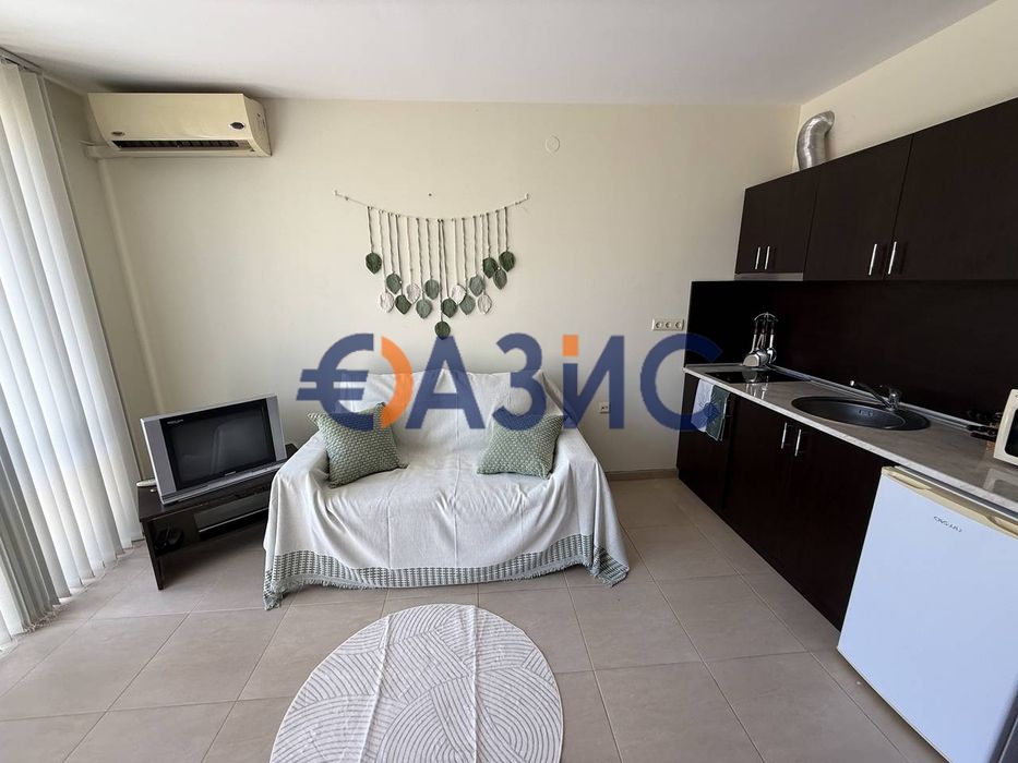 Продава се Едностаен апартамент в к.к. Слънчев бряг - 40 кв.м за 1250 €/кв.м - Снимка #3