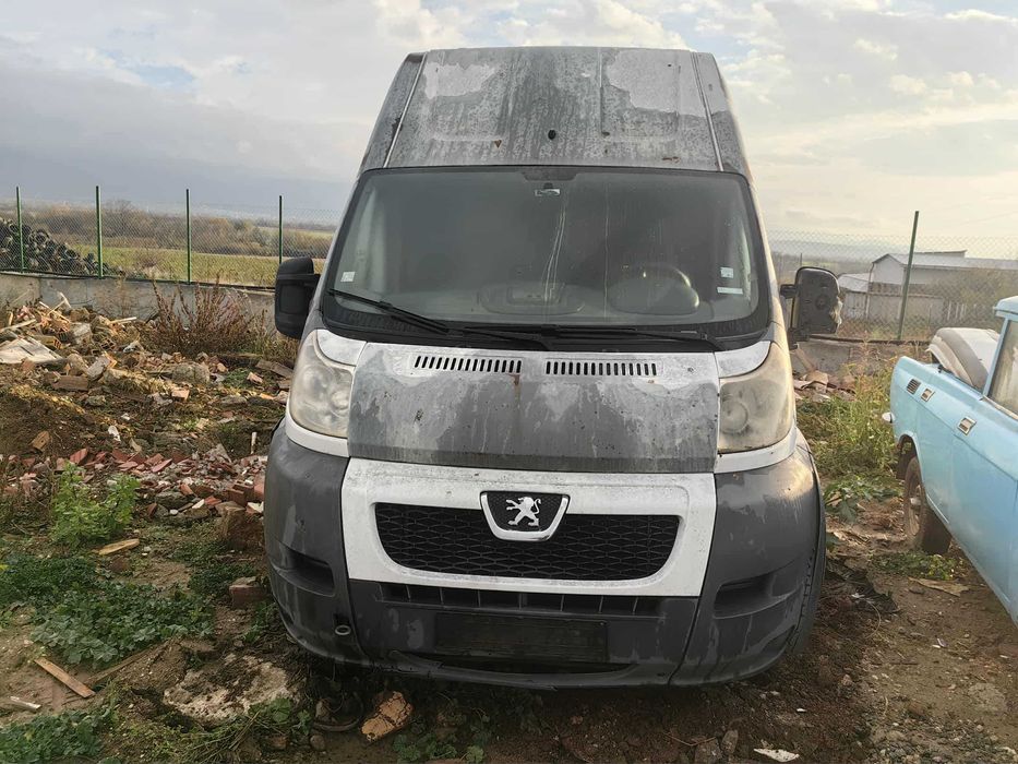 Пежо Боксер 2.2hdi 120кс 2008г.