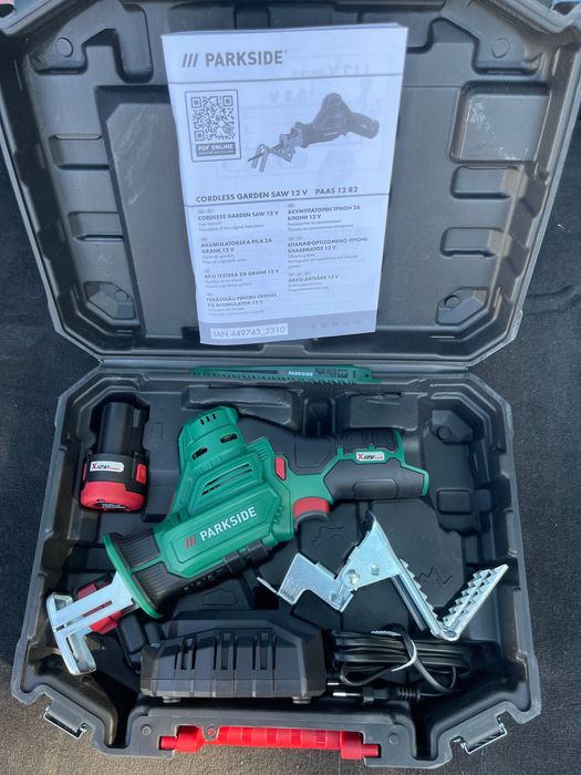 Саблен трион 12 волта нов внос от Германия в комплект,батерия 2Ан, зар