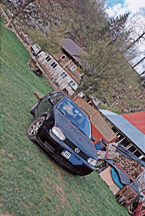 VOLKSWAGEN Golf 2004 — imagine 3