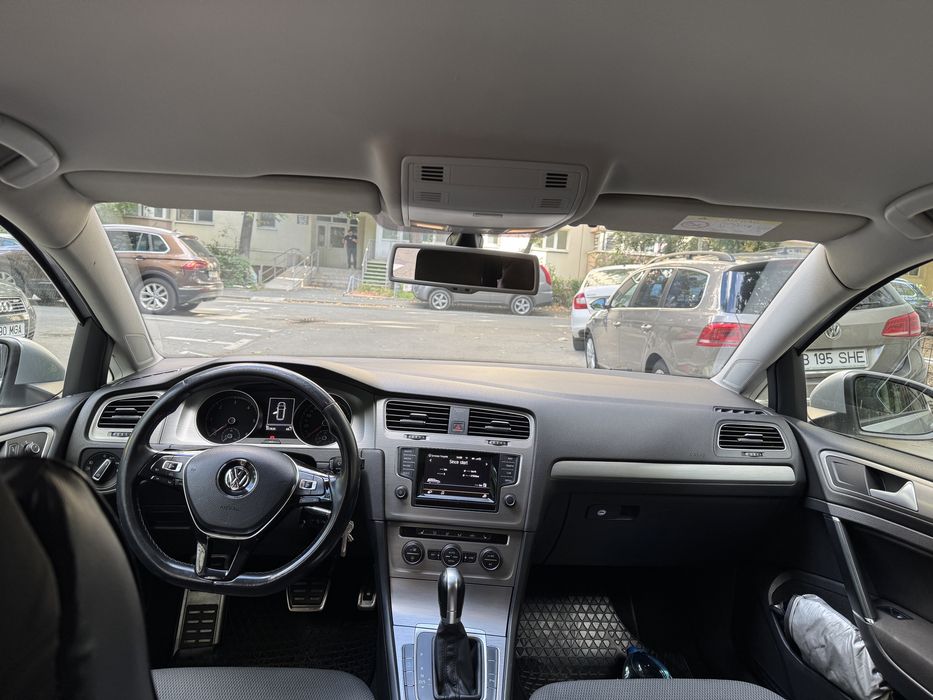 Volkswagen golf 7 DSG 1.6 tdi