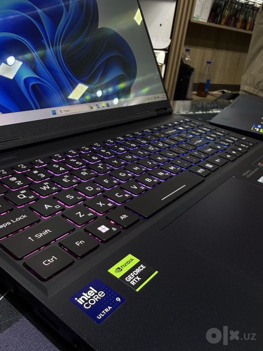 Acer Predator Helios Neo 16s Ai Ultra9-275HX/32/1/5060