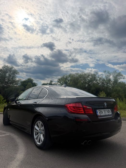 BMW 5 Series 2010 — imagine 5