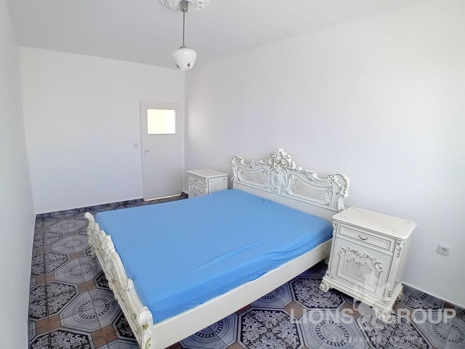 Дава се под наем Тристаен апартамент в Варна, Автогара - 75 кв.м за 350 € - Снимка #1