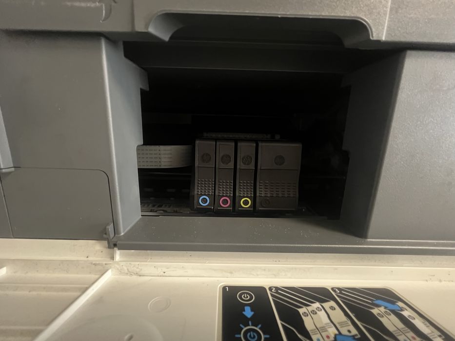 Принтер HP OfficeJet Pro 9013.
