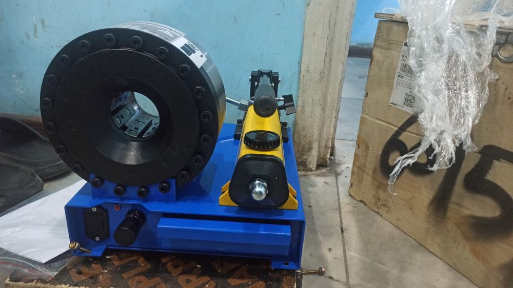 Обжимной станок  Karcher shlangi presslash aparati