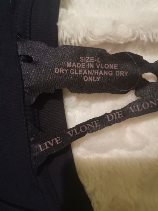Vând tricou vlone mărimea L