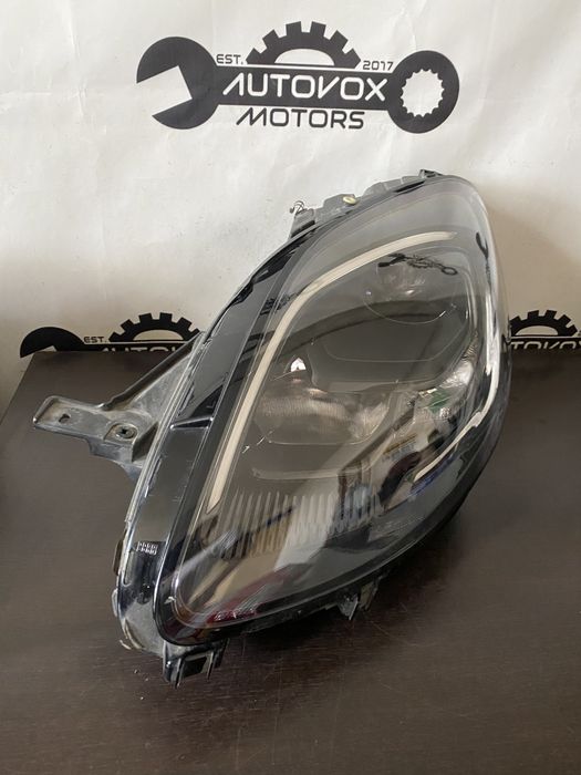 Far stanga led si halogen Ford Puma ST