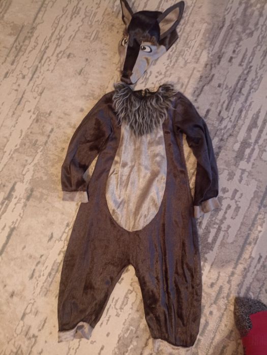 Продам костюм волка