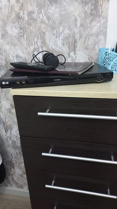 Продаётся DVD караоке. Цена 15 000 тг.