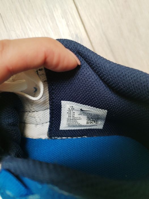 Маратонки Nike 38 номер