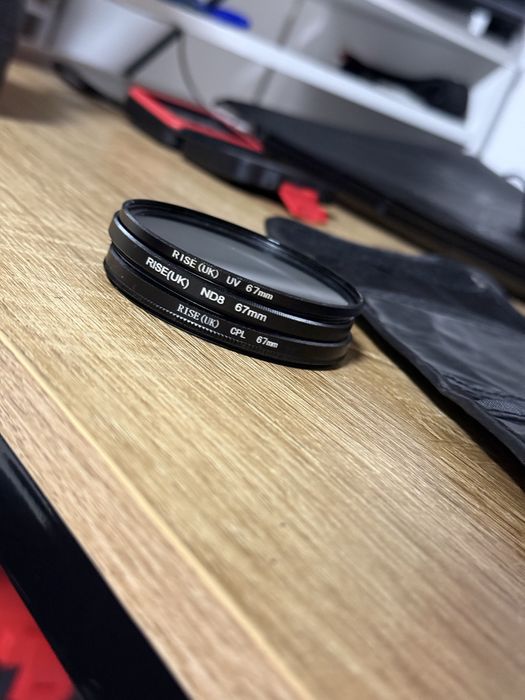 Accesorii foto: Trepied , stativ, blenda, filtre 67mm, capac EF +++