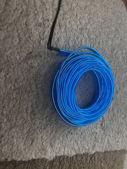 Lumina led ambientala pentru masina