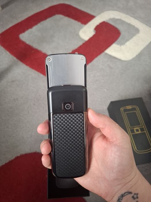 Продам 8800 Carbon