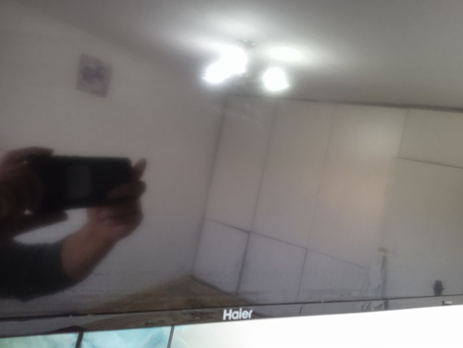 Продам телевизор срочно Haier  (не смарт))