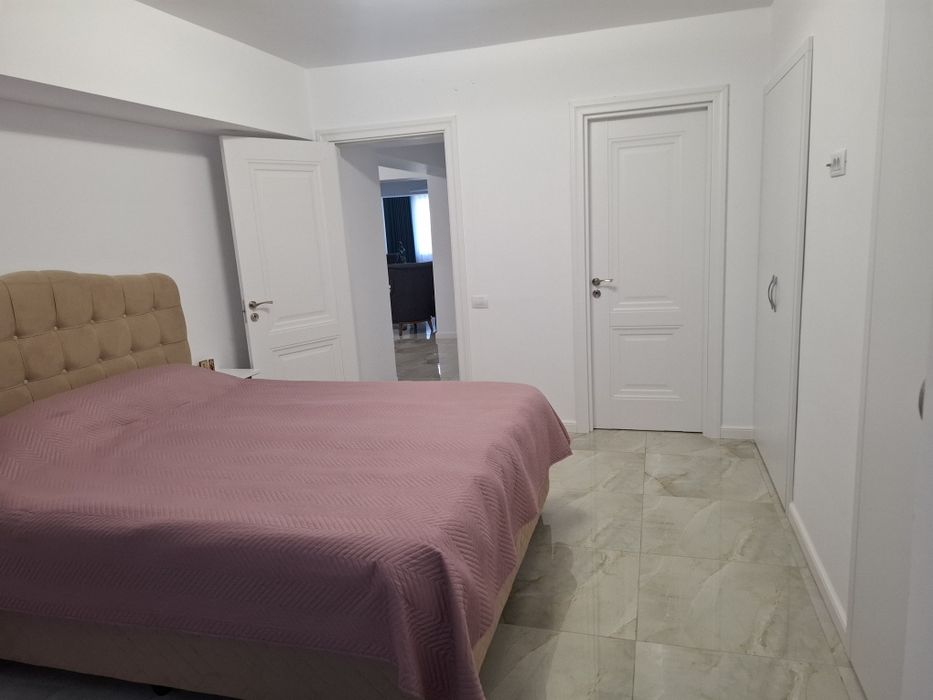 Ap 4 camere, 125 mp, Burdujeni (vis-a-vis de Adria Bosch Service)