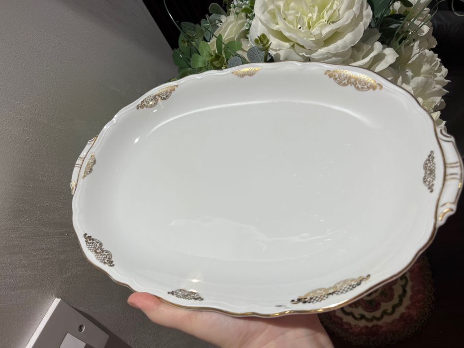 Platiu elegant pentru servit