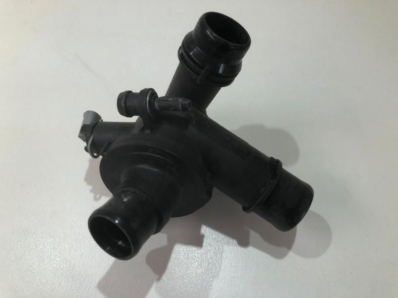 Carcasa termostat Mercedes C-Class W205 a6512002700 2.2 cdi euro 6