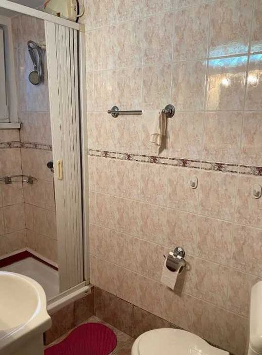 Дава се под наем Едностаен апартамент в Пловдив, Център - 45 кв.м за 173.4 € - Снимка #2