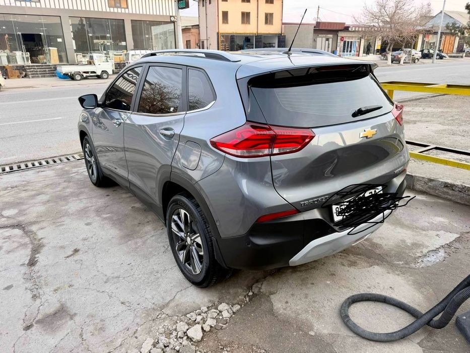 Tracker premyer 2023 yil propanda