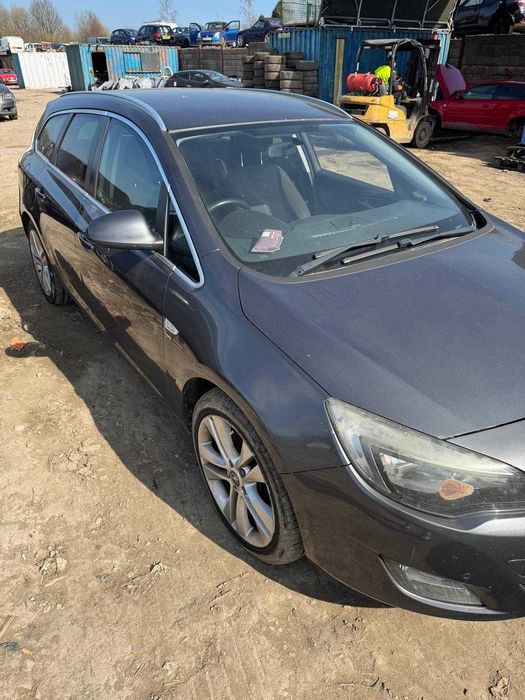 Dezmembrari Opel Astra J 1.7 CDTI cod motor A17DTJ an 2011
