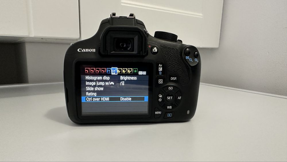 Canon EOS 1200D | фотоапарат