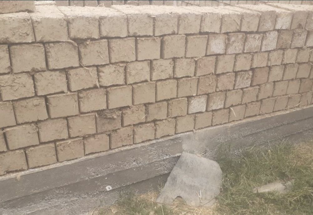 Loy blok quyishga usta kere