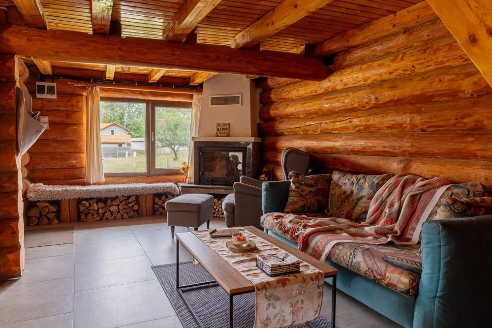 Cabana de inchiriat cu CIUBAR !!! Rezervat de REVELION!