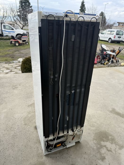 Хладилник за вграждане Либхер 157 см