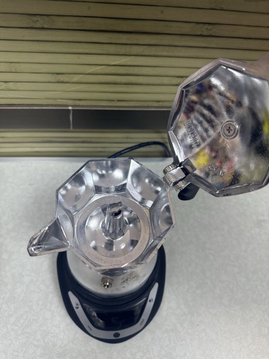 Електрическа мока кафеварка Bialetti Moka Easy Timer