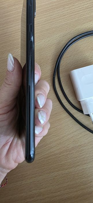 Телефон Huawei P30 lite