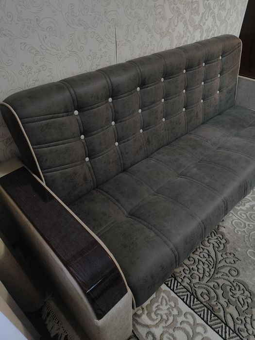 Диван,кресла в очень хорошем состоянии