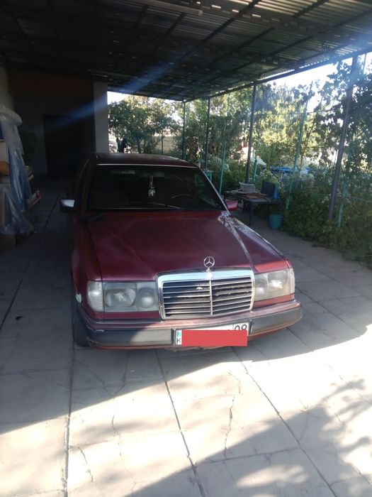 Продается Mercedes E 200