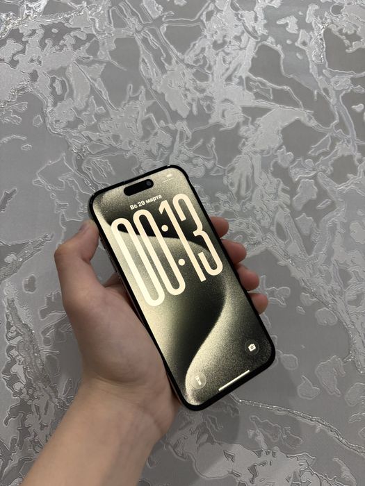 Срочно продам айфон 15 про