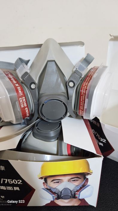 Маска респиратор 2шт.