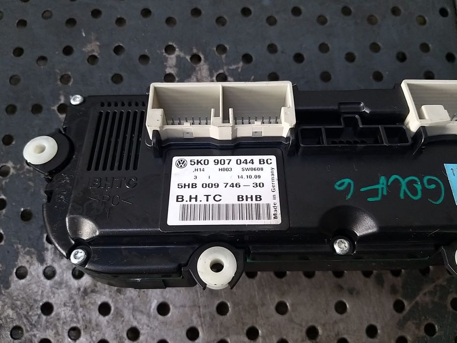Panou comanda clima ac vw golf 6 5k 5k0907044bc 5hb00974630