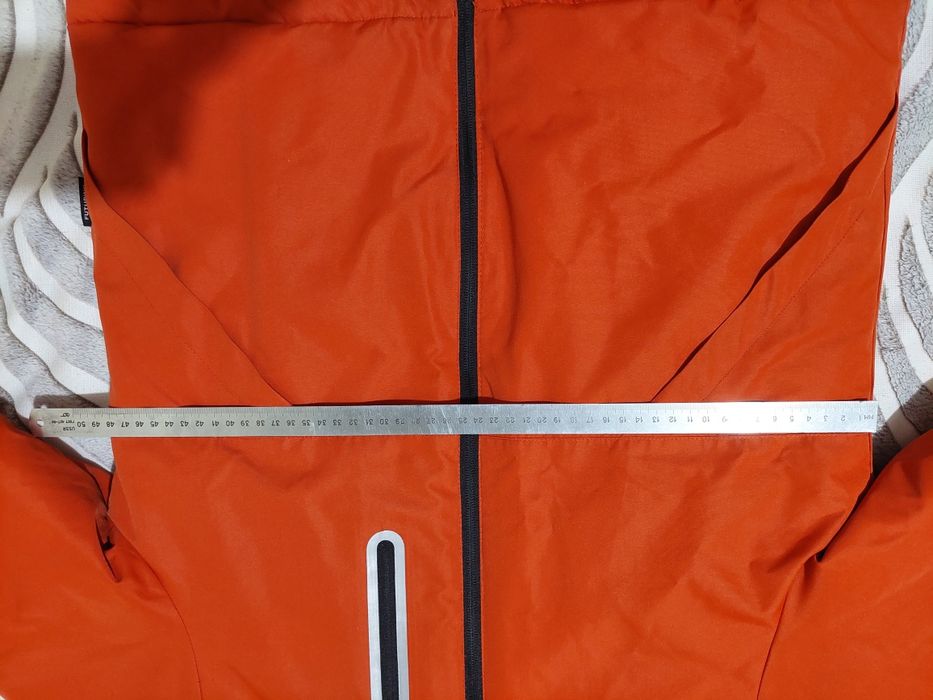 Продам детскую куртку для мальчика