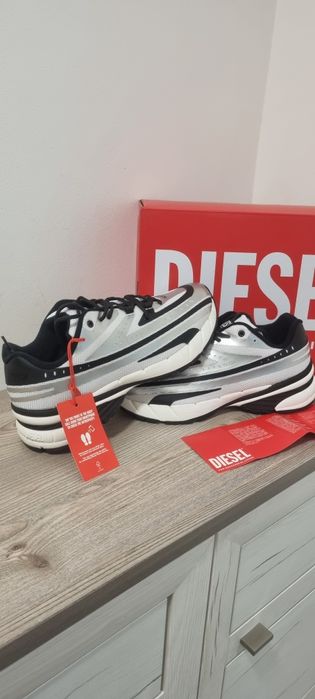 УНИКАТ !!!  Оригинални DIESEL  44 номер
