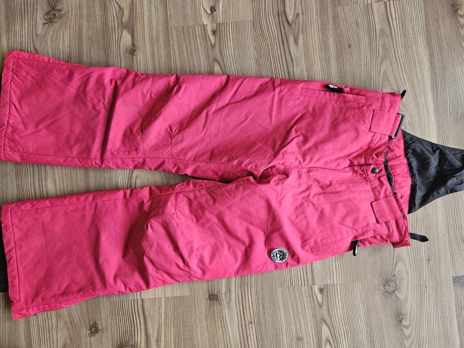 Детски ски екип - размер 10 години.