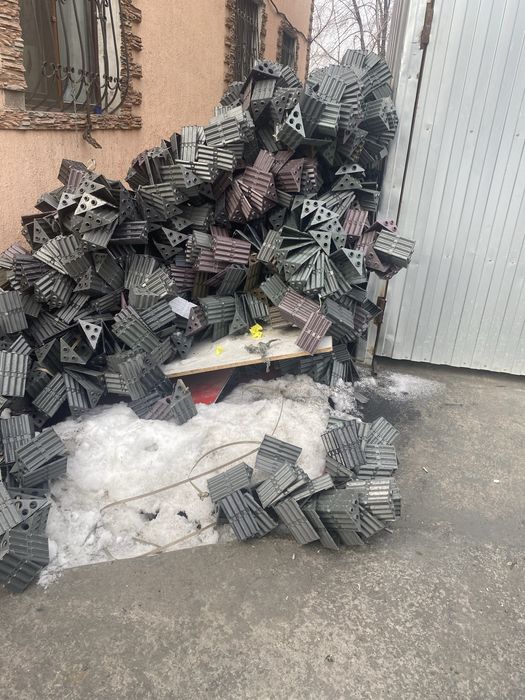 Сатылад пластик.