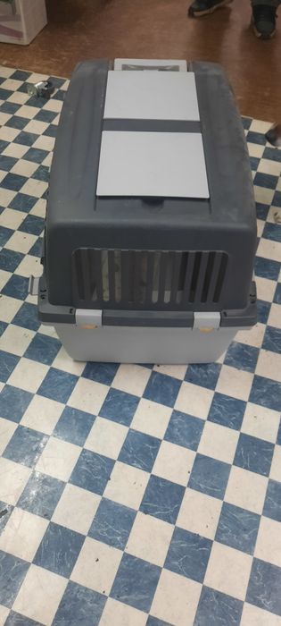 Клетка за пътуване за домашни любимци