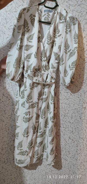 Платье от Lichi.