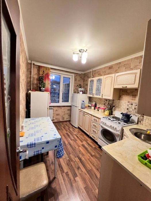 Городок Строителей 4 (3-комнатная)