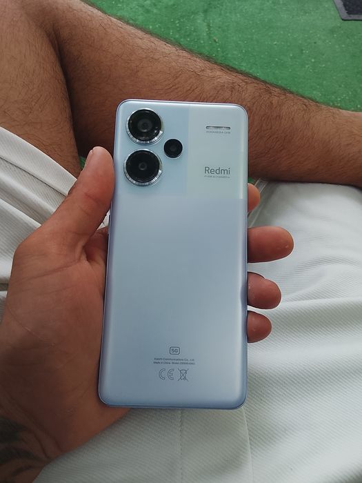 Vând sau schimb redmi 13 pro 5g 512gb  12 RAM