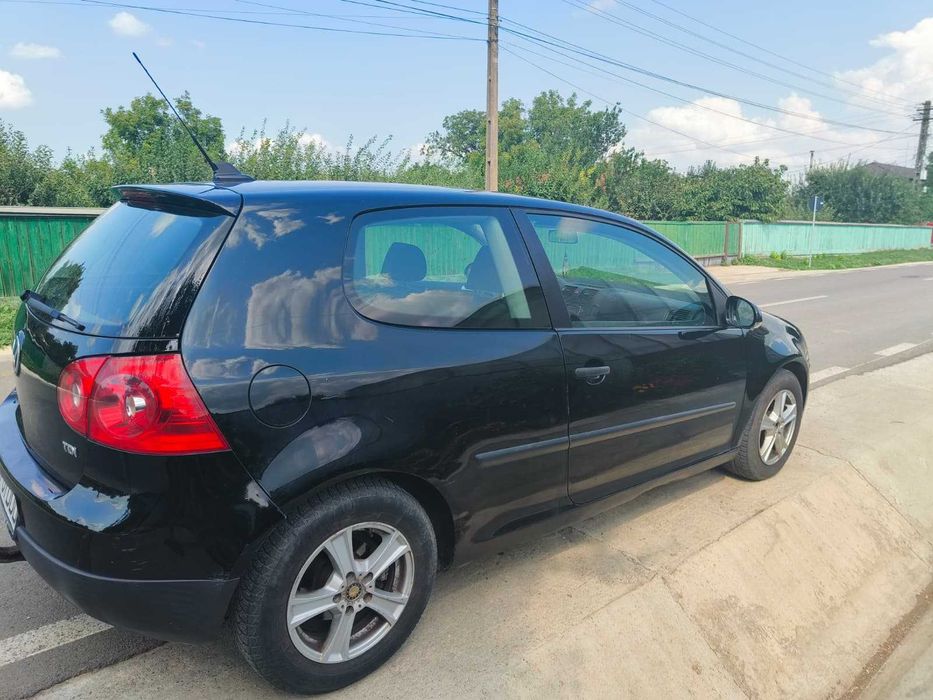 Golf 5 1.9 TDI - merge ca un tanc, consumă ca un scuter
