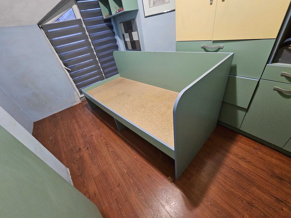 % Единично легло с матрак