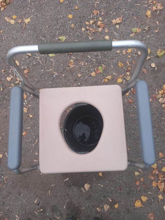 Продам биотуалет для взрослых