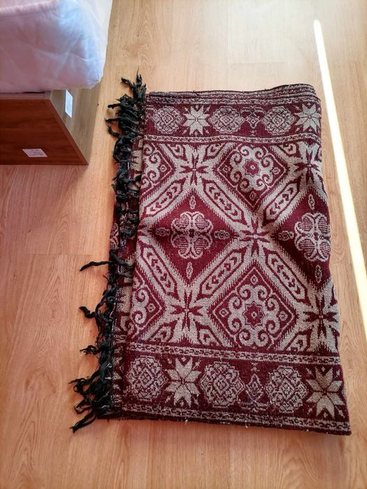 Пътека тъкана